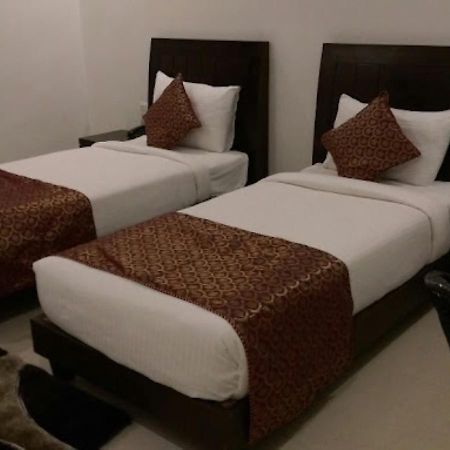 OYO 72233 Zion Inn Varanasi Exterior foto